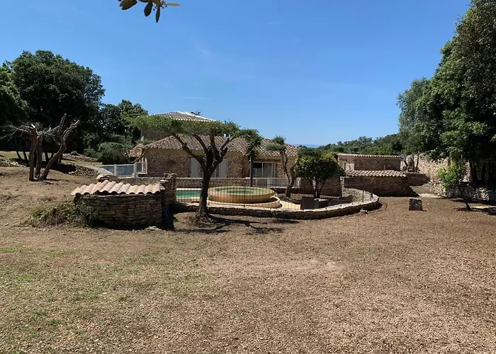 Lavezzi Avec Piscine Villa Bonifacio (Corsica)