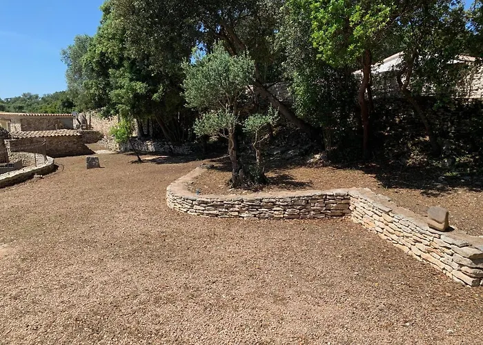 Lavezzi Avec Piscine Bonifacio (Corsica)
